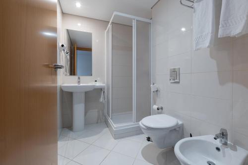 Habitación Doble - 2 camas del hotel Azinheira by RIDAN Hotels. Foto 3