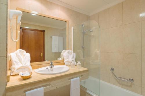 Double or Twin Room del hotel Complejo BLUESEA Puerto Resort Compuesto Por Canarife Y Bonanza Palace. Foto 12