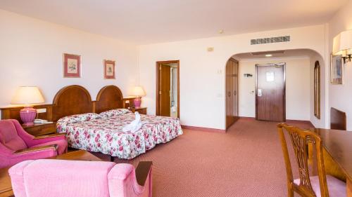 Superior Double or Twin Room with Mountain View del hotel Complejo BLUESEA Puerto Resort Compuesto Por Canarife Y Bonanza Palace. Foto 3