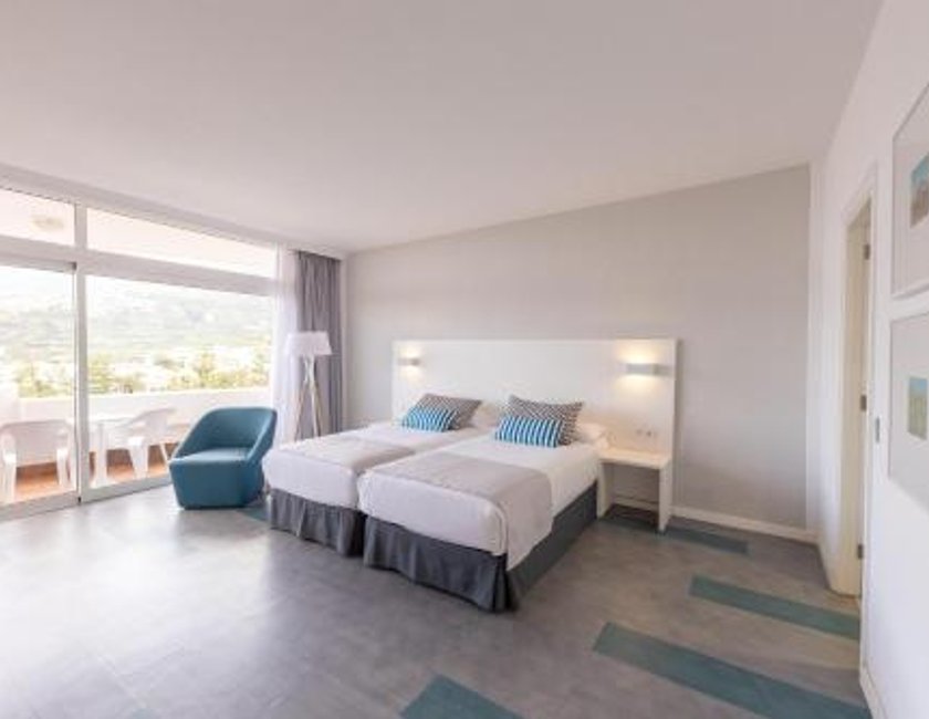 Habitación Doble con vistas a la montaña del hotel Complejo BLUESEA Puerto Resort Compuesto Por Canarife Y Bonanza Palace