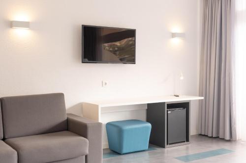 Habitación Doble con vistas al mar del hotel Complejo BLUESEA Puerto Resort Compuesto Por Canarife Y Bonanza Palace. Foto 6