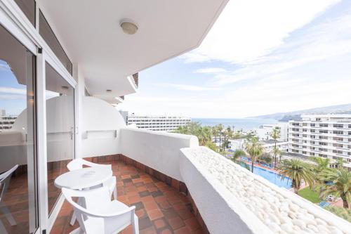 Habitación Doble con vistas al mar del hotel Complejo BLUESEA Puerto Resort Compuesto Por Canarife Y Bonanza Palace. Foto 11