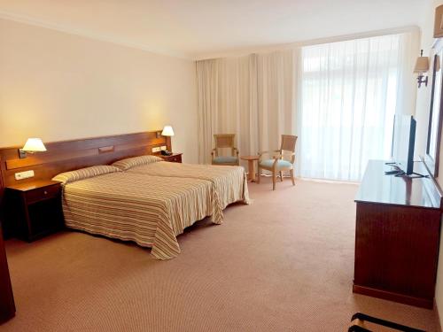 Habitación Doble con vistas al mar del hotel Complejo BLUESEA Puerto Resort Compuesto Por Canarife Y Bonanza Palace. Foto 1