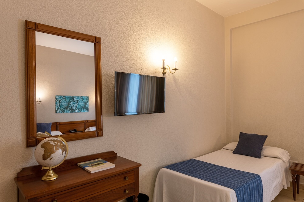 Habitación individual del hotel Marte. Foto 4