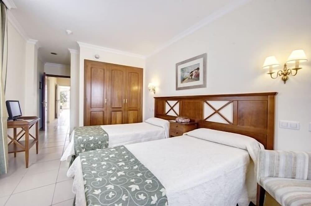 Habitación doble del hotel Marte. Foto 2