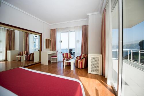 Habitación doble Vista Mar Balcón o Terraza 1 Cama doble del hotel Bahia Principe Sunlight San Felipe. Foto 1