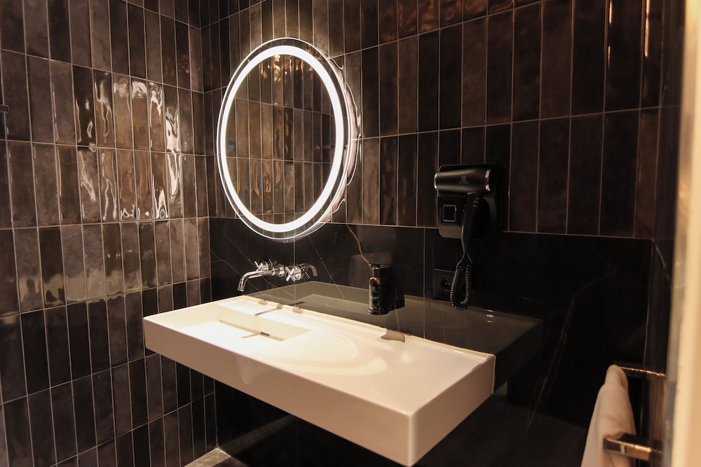 Habitación estándar del hotel Silken Saaj Maar- Adults Only. Foto 8