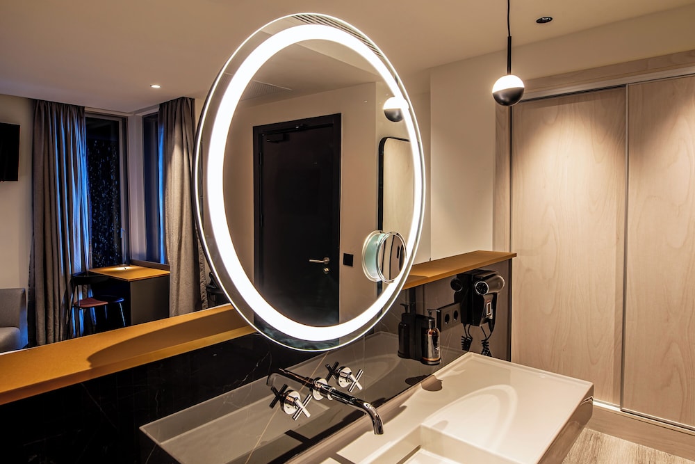 Habitación estándar del hotel Silken Saaj Maar- Adults Only. Foto 6