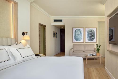 Suite Junior The Level con vistas frontales al mar del hotel Meliá Costa Atlantis Tenerife. Foto 3