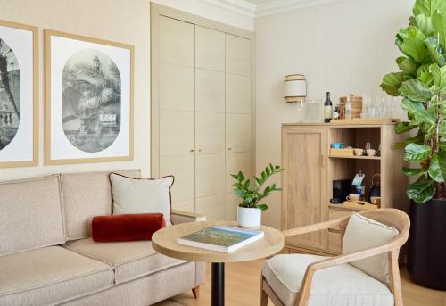 Suite Junior The Level con vistas frontales al mar del hotel Meliá Costa Atlantis Tenerife. Foto 9