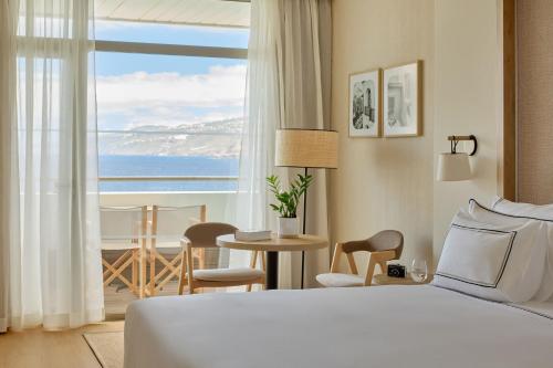 Habitación The Level con vistas frontales al mar del hotel Meliá Costa Atlantis Tenerife. Foto 14