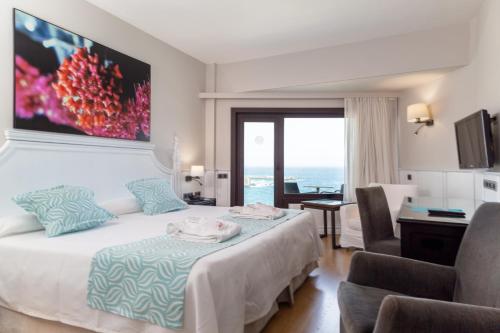 Habitación Doble Deluxe con vistas al mar - 2 camas del hotel Vallemar