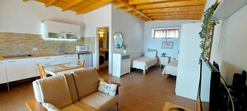 Apartamento 5 del hotel The Black Horse Canarias. Foto 17