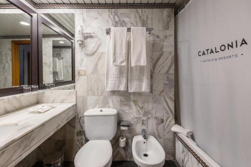 Habitación Doble Premium del hotel Catalonia Las Vegas - Adults Only. Foto 6