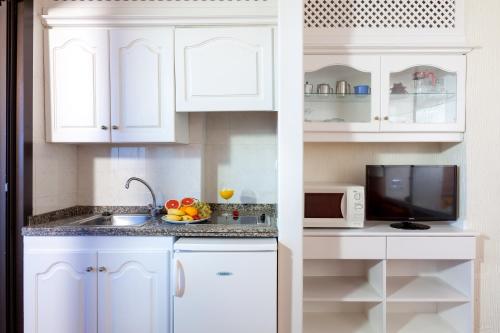 Estudio con balcón del hotel Masaru. Foto 6