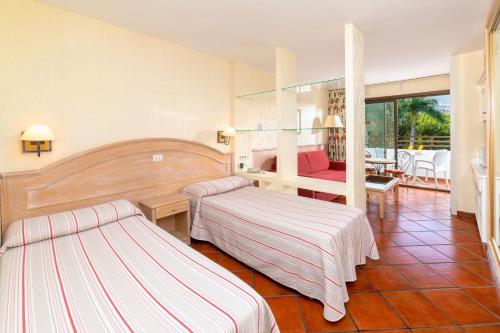 Estudio con balcón del hotel Masaru. Foto 8