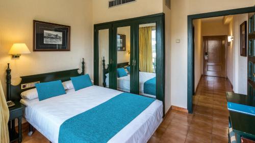 Habitación Doble Superior del hotel BLUESEA Costa Jardin and Spa. Foto 5