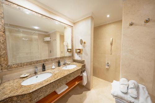 Ambassador Junior Suite with Spa View (1+1) del hotel Botanico and The Oriental Spa Garden. Foto 3