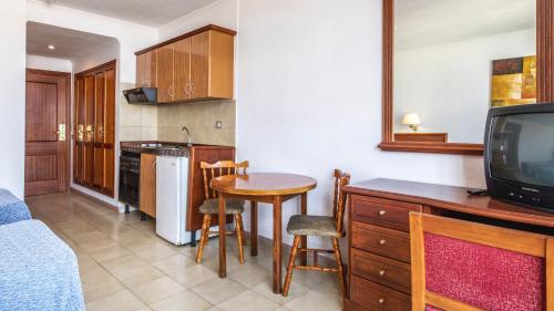 Estudio con terraza del hotel Be Smart Florida Plaza. Foto 5