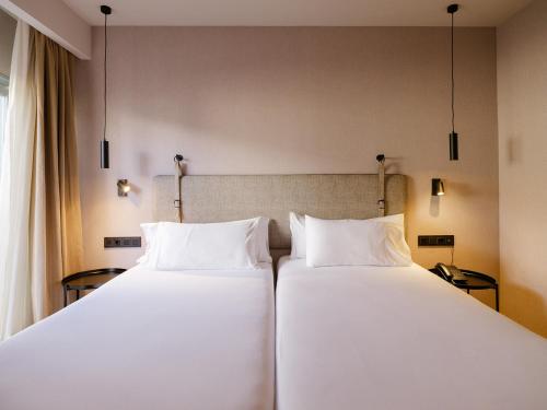 Habitación Doble Deluxe con balcón del hotel Taburiente. Foto 3