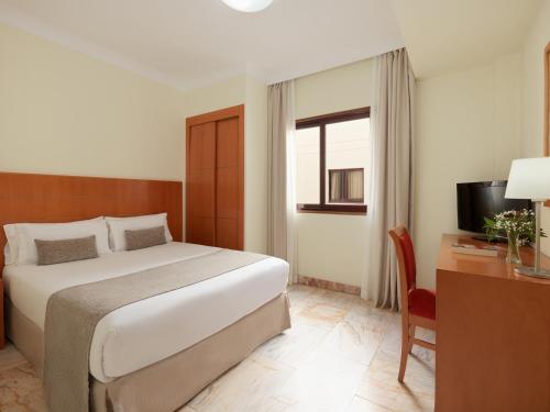 Habitación Doble Económica del hotel Principe Paz. Foto 2