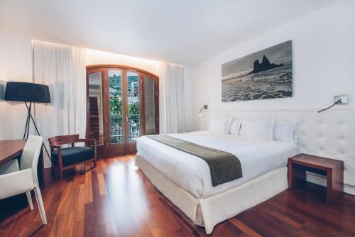 Doble con vistas al jardín del hotel Iberostar Heritage Grand Mencey. Foto 2