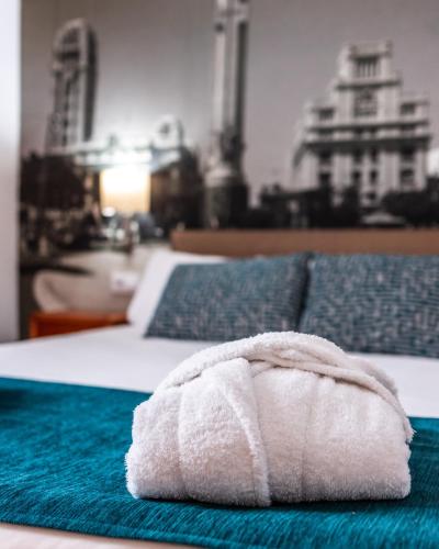 Double or Twin Room del hotel Adonis Plaza. Foto 2