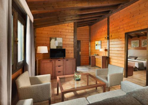 Bungalow del hotel Finca Salamanca. Foto 1