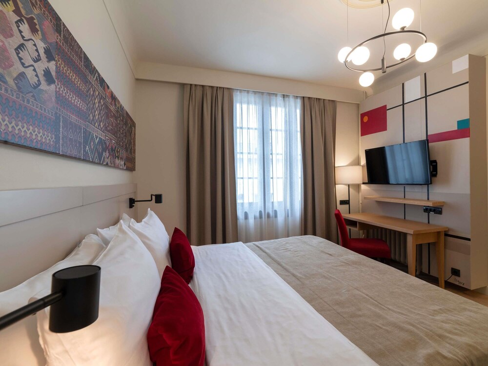 Habitación Superior con 1 cama doble del hotel Mercure Belgrade Excelsior. Foto 8