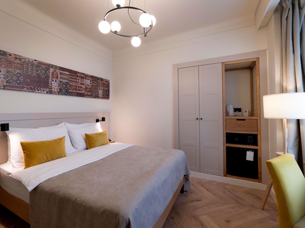 Habitación Superior con 1 cama doble del hotel Mercure Belgrade Excelsior. Foto 13