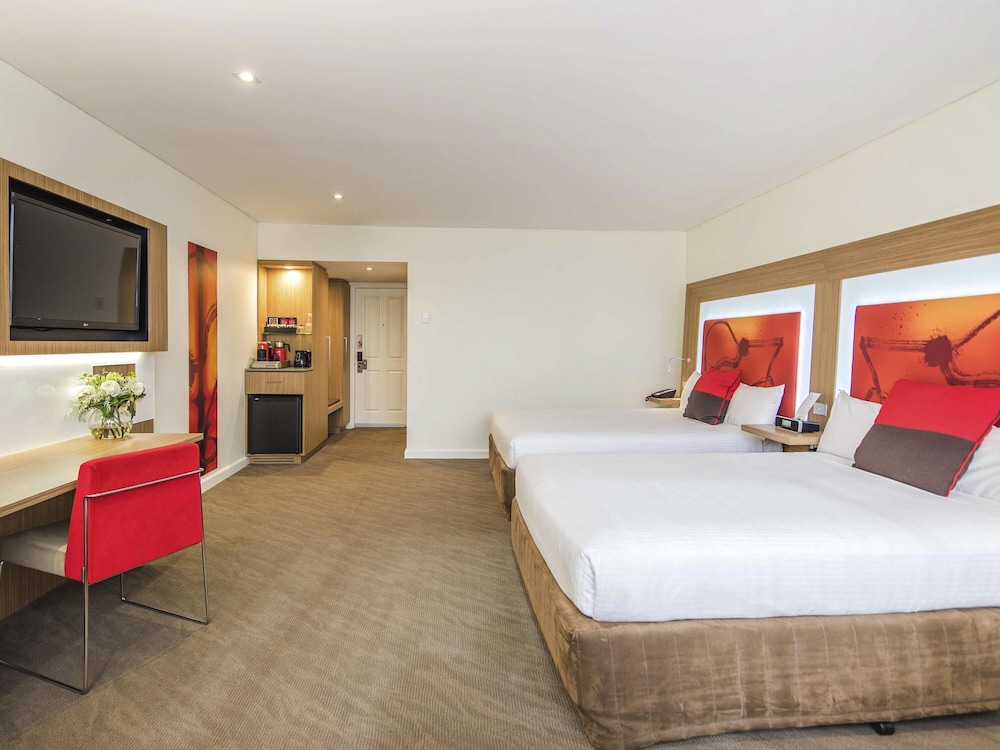 Habitación Superior con 2 Camas Queen del hotel Novotel Sydney West Hq. Foto 3