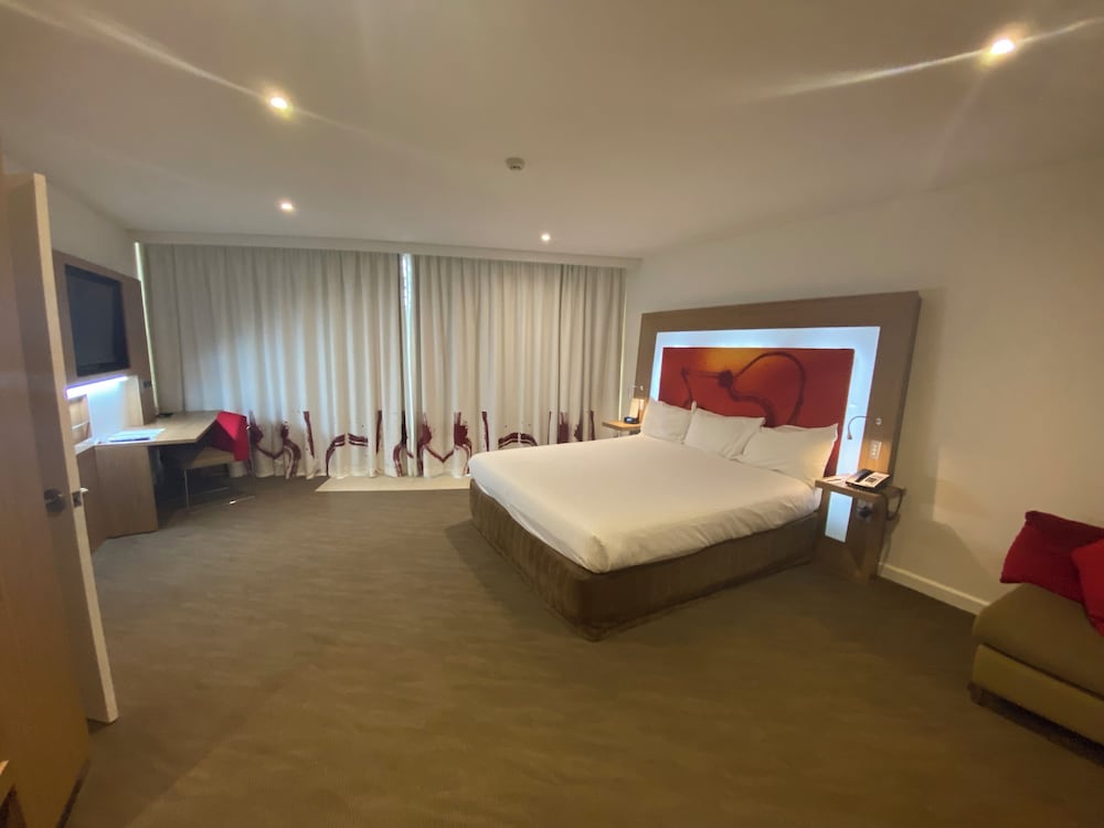 Apartamento de 1 Dormitorio con 1 Cama King del hotel Novotel Sydney West Hq. Foto 2