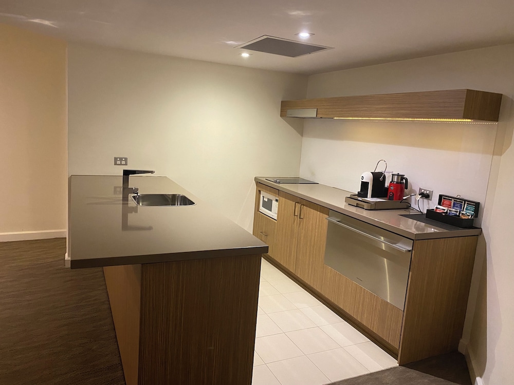 Apartamento de 1 Dormitorio con 1 Cama King del hotel Novotel Sydney West Hq. Foto 4