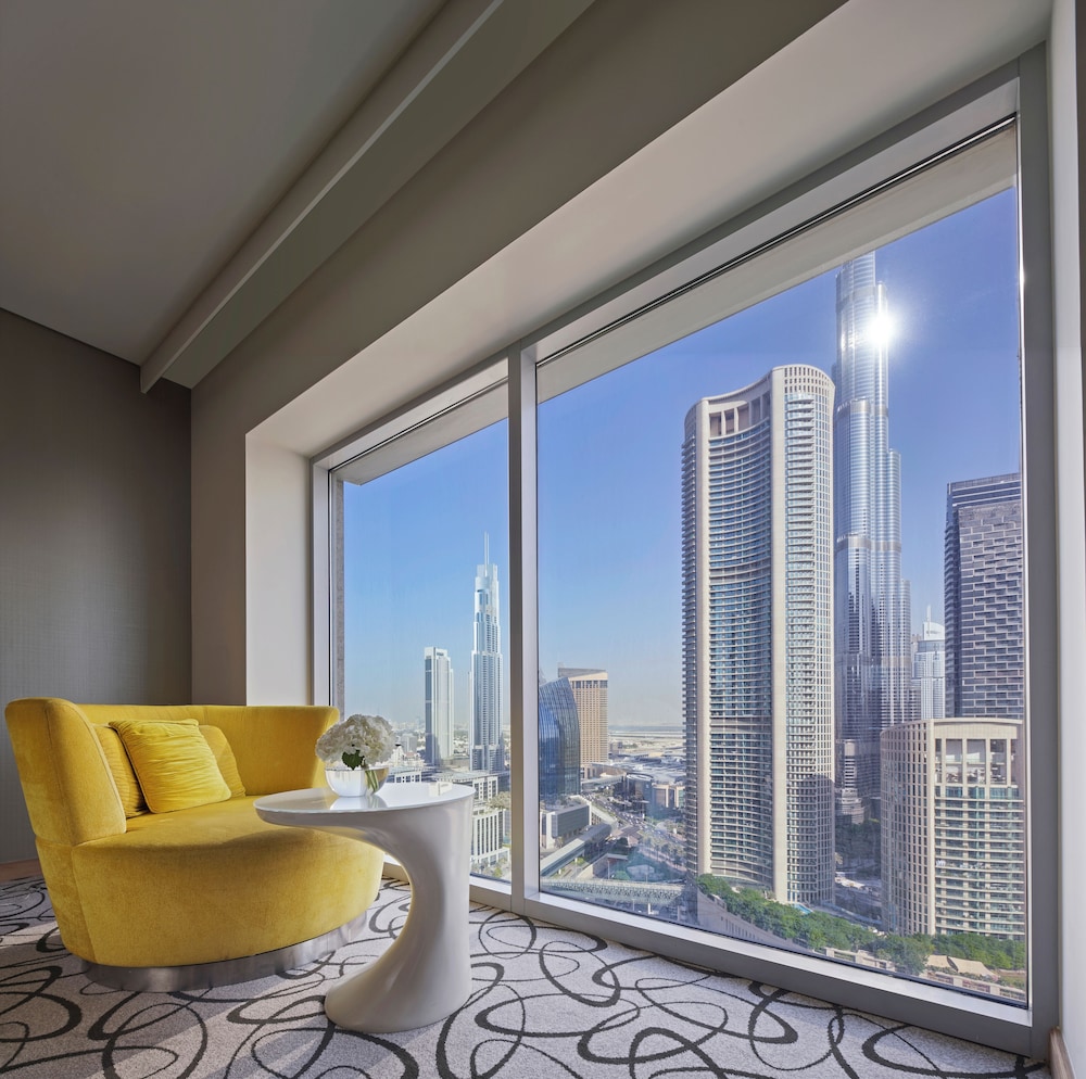 Suite junior, 1 cama de matrimonio grande (Burj Khalifa View) del hotel Sofitel Dubai Downtown. Foto 5