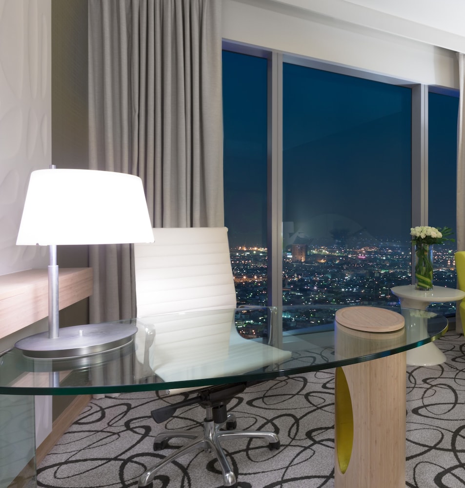 Habitación de lujo, 1 cama de matrimonio grande del hotel Sofitel Dubai Downtown