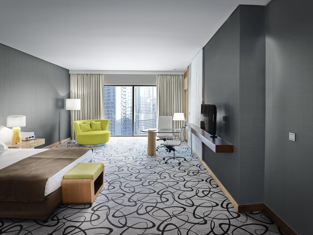 Suite junior, 1 cama de matrimonio grande (Burj Khalifa View) del hotel Sofitel Dubai Downtown. Foto 6