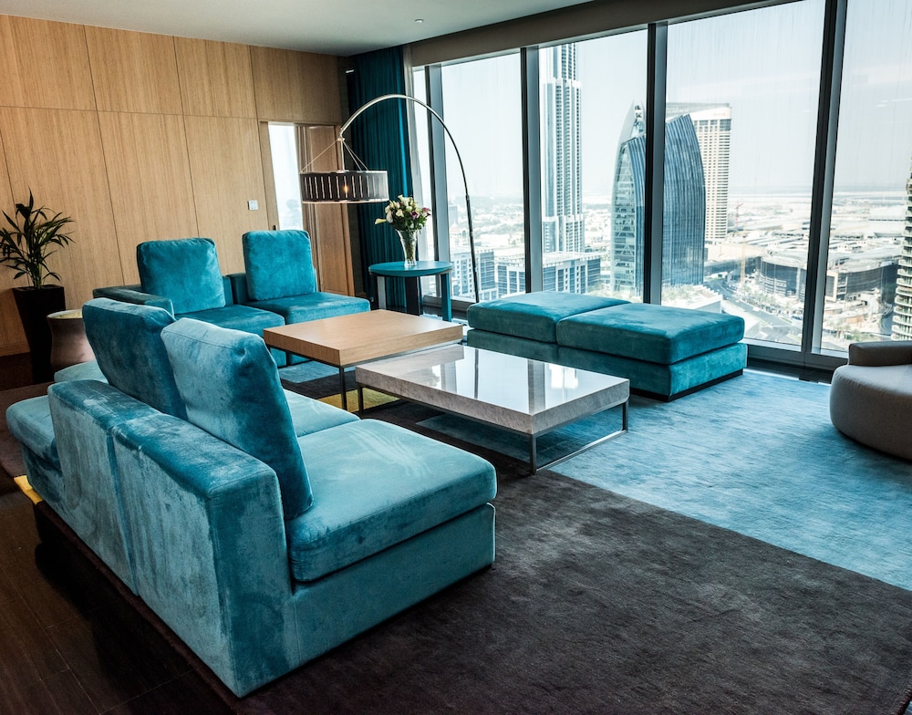 Suite presidencial, 1 cama de matrimonio grande, Acceso al salón del club (Burj Khalifa View) del hotel Sofitel Dubai Downtown. Foto 7