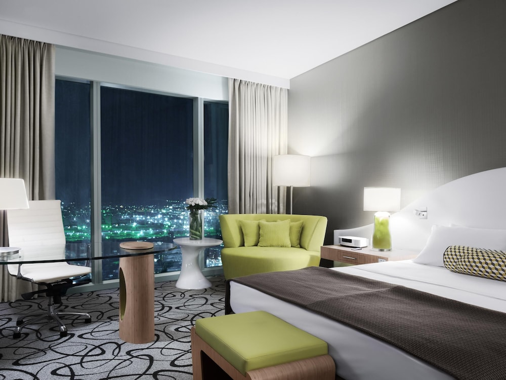Habitación de lujo, 1 cama de matrimonio grande (Vista a la costa) del hotel Sofitel Dubai Downtown
