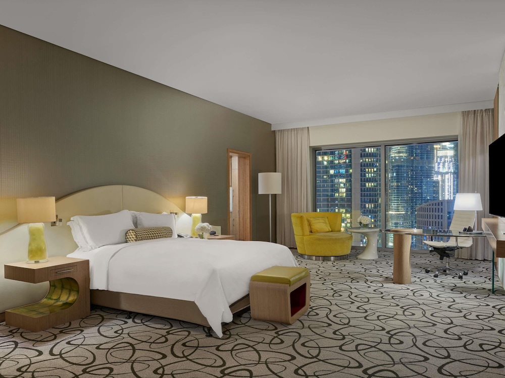 Habitación de lujo, 1 cama de matrimonio grande, Acceso al salón del club (Burj Khalifa View) del hotel Sofitel Dubai Downtown. Foto 9