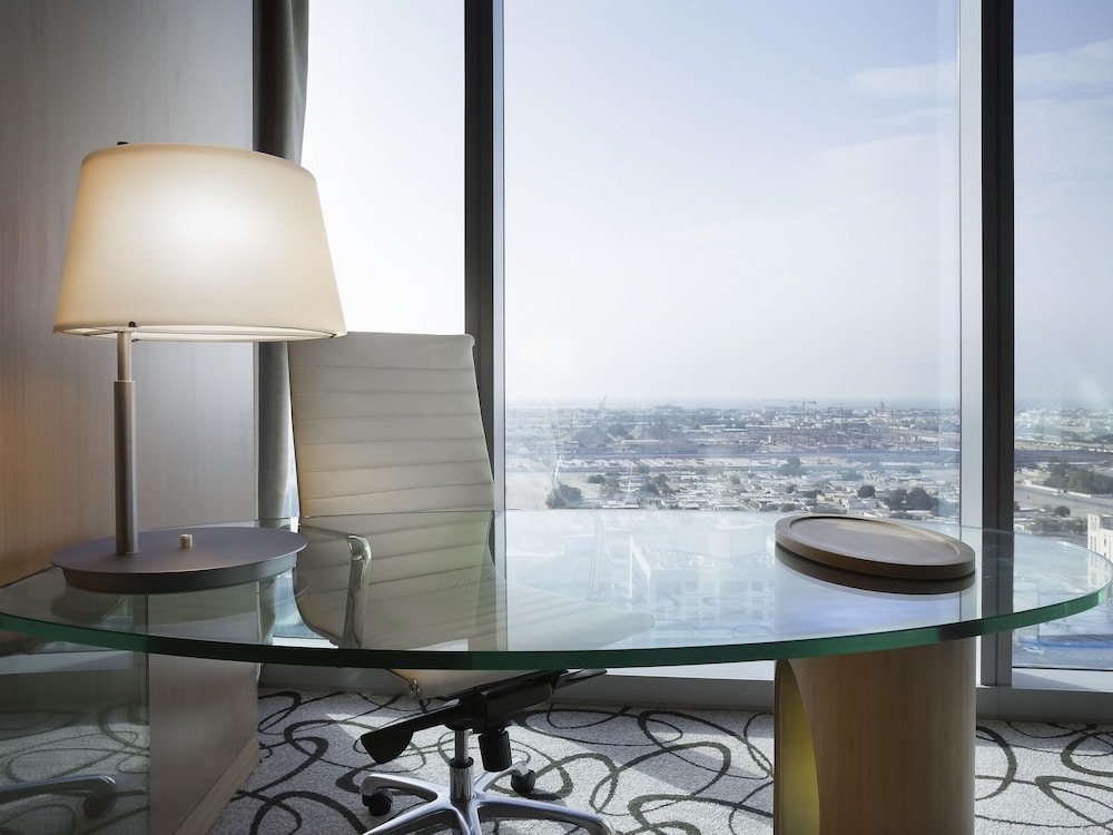 Habitación de lujo, 2 camas individuales, Acceso al salón del club (Burj Khalifa View) del hotel Sofitel Dubai Downtown. Foto 10