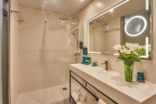 Suite Junior del hotel Silken Puerta De Valencia. Foto 6