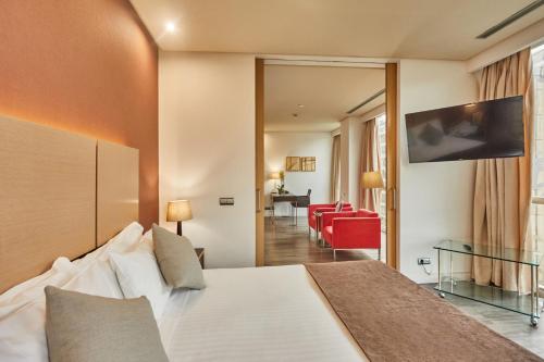 Suite Junior del hotel Silken Puerta De Valencia. Foto 8