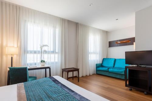 Habitación Doble con sofá cama del hotel Eurostars Gran Valencia