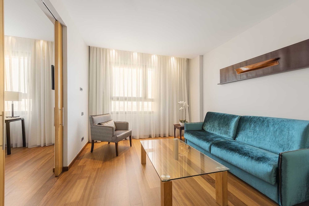 Junior Suite del hotel Eurostars Gran Valencia. Foto 3