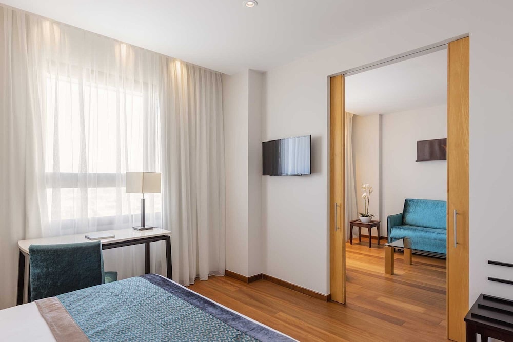Junior Suite del hotel Eurostars Gran Valencia. Foto 4