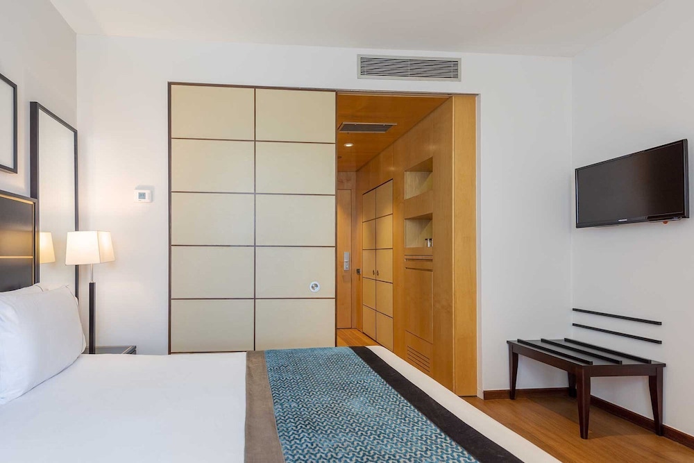 Habitación Superior del hotel Eurostars Gran Valencia. Foto 4