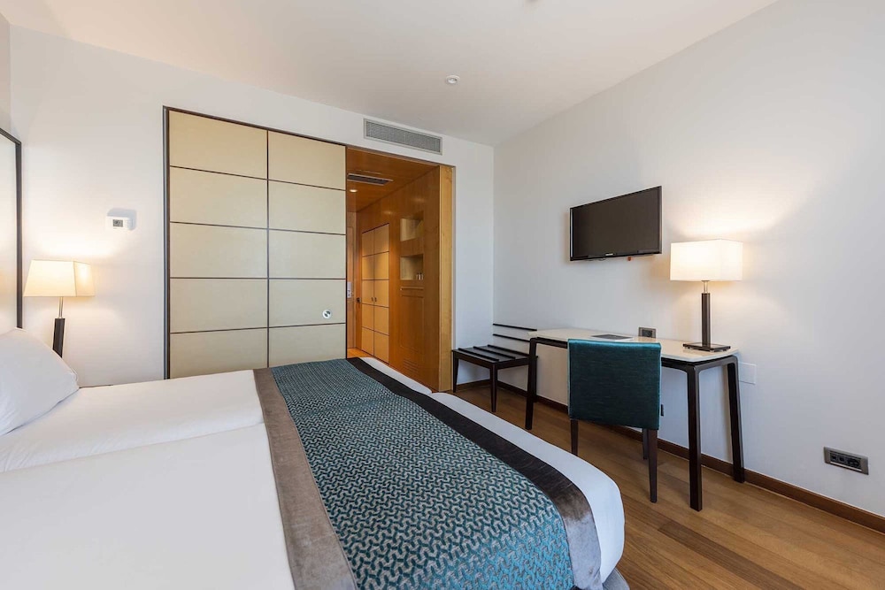 Habitación Superior del hotel Eurostars Gran Valencia. Foto 8