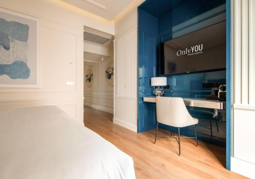 Habitación Doble Interior del hotel Only You Valencia. Foto 3