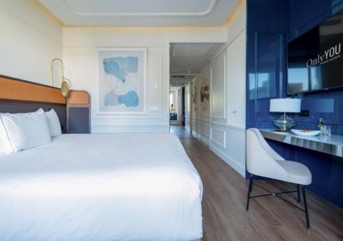 Habitación Doble Premium del hotel Only You Valencia. Foto 3