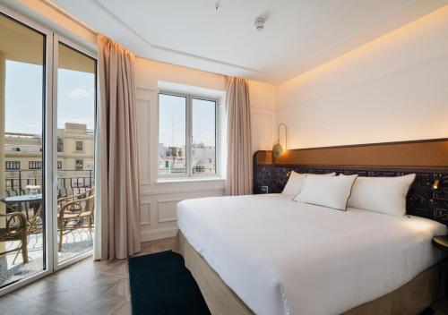 Suite Junior al aire libre del hotel Only You Valencia